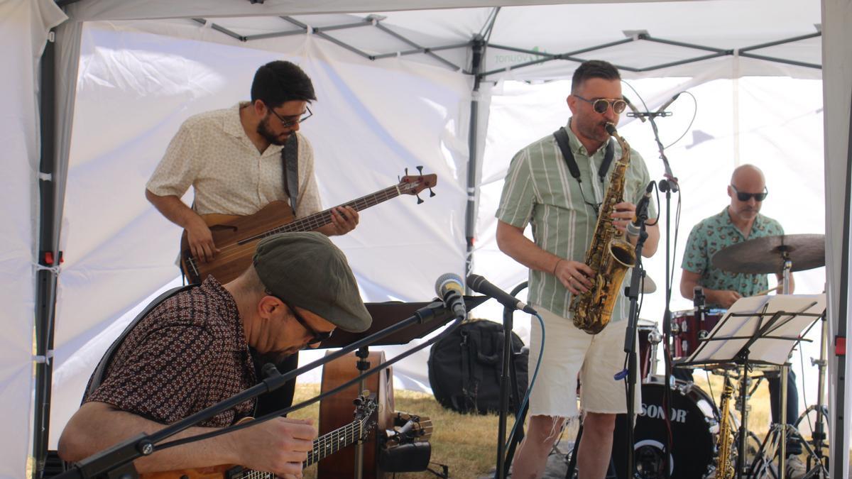 El Festival del Llagu de Vigo de Sanabria refresca con música la ola de calor en Zamora