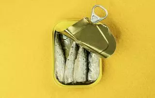 Qué está pasando con las sardinas en lata y por qué recomiendan no volver a consumirlas