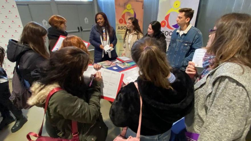 La Solidària debuta amb 300 alumnes | COORDINADORA D’ONG SOLIDÀRIES