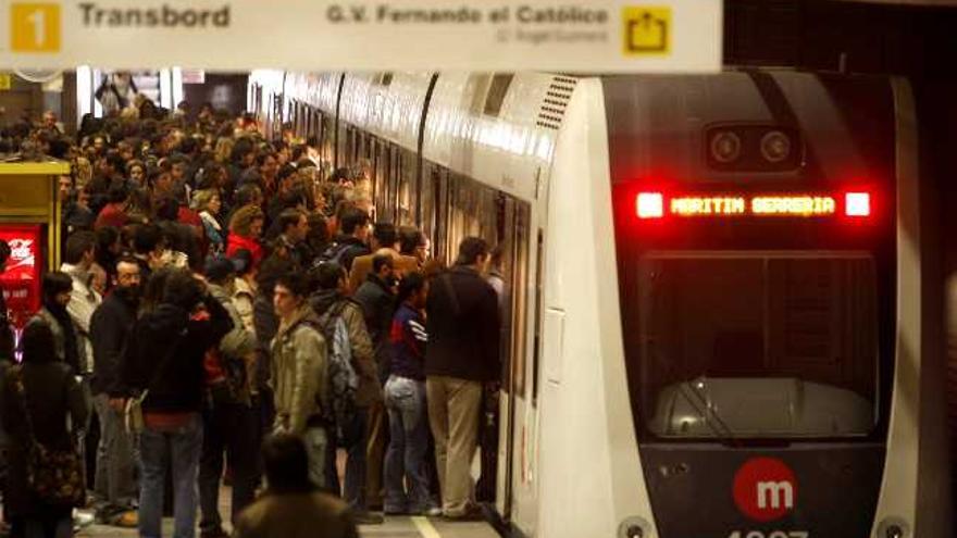 El primer día de huelga del metro en Valencia.