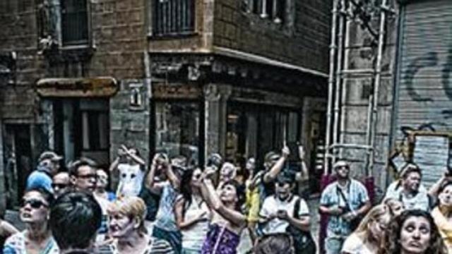 Turistas en el Gòtic.