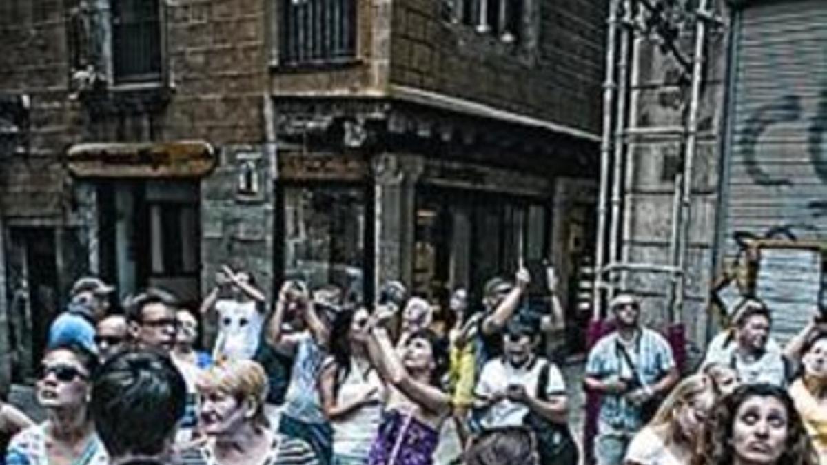 Turistas en el Gòtic.