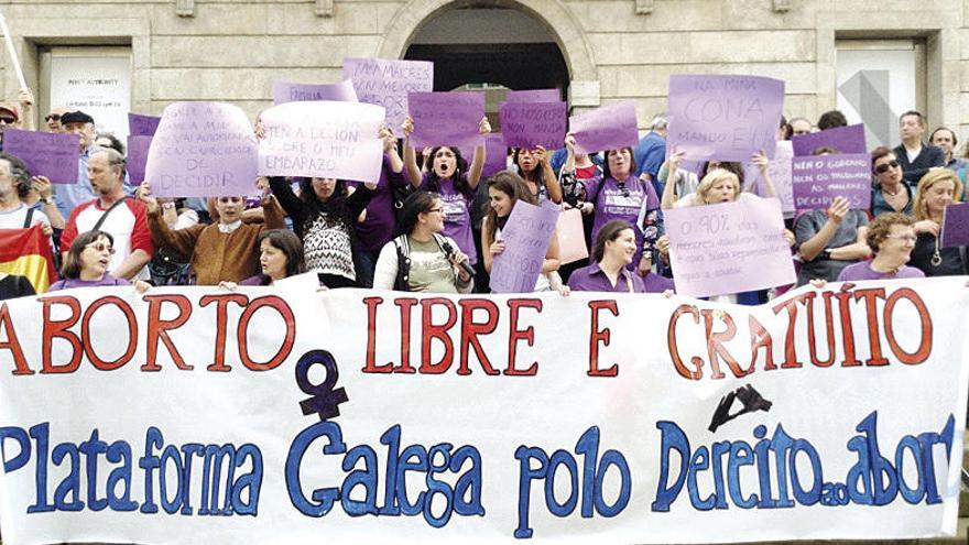 Una concentración a favor del aborto en Vigo. // Ricardo Grobas