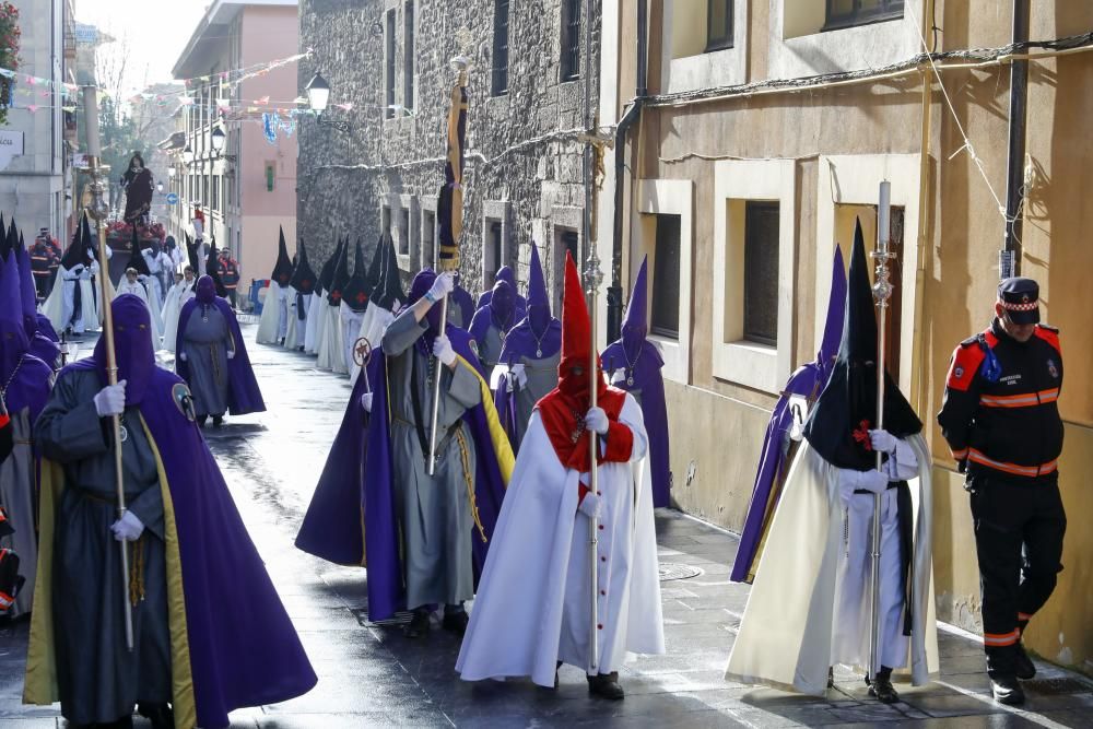 Procesión del Viernes Santo en Gijón