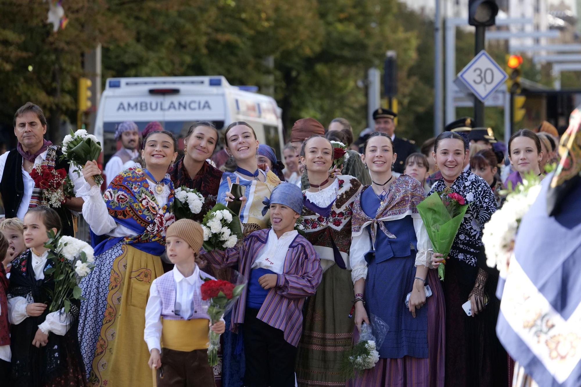 En imágenes | Zaragoza vive su día grande con la Ofrenda de Flores a la Virgen del Pilar