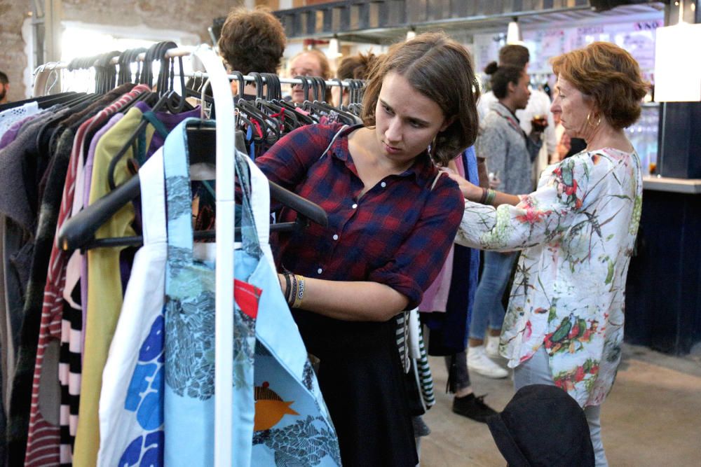 Mercadillo en la Fábrica de Hielo