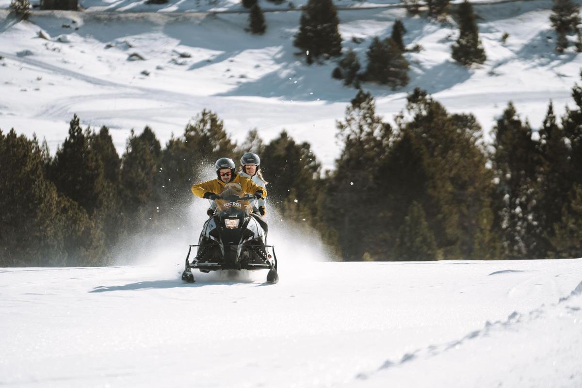 Ruta en moto de nieve