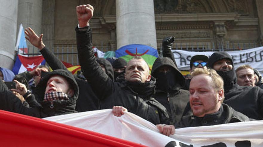 Ultraderechas en la Bolsa de Bruselas.