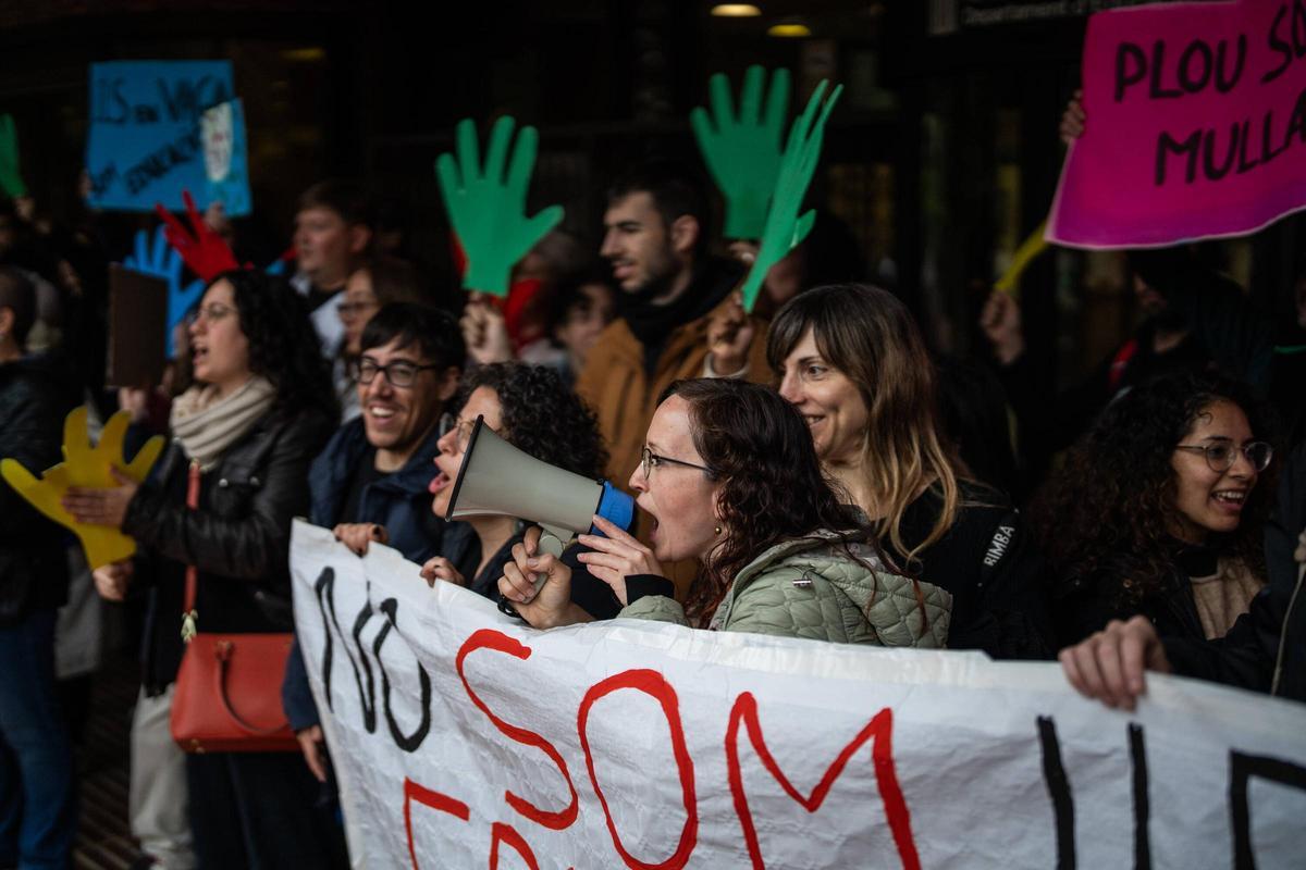 Manifestación de los trabajadores del servicio de interpretación en el ámbito educativo