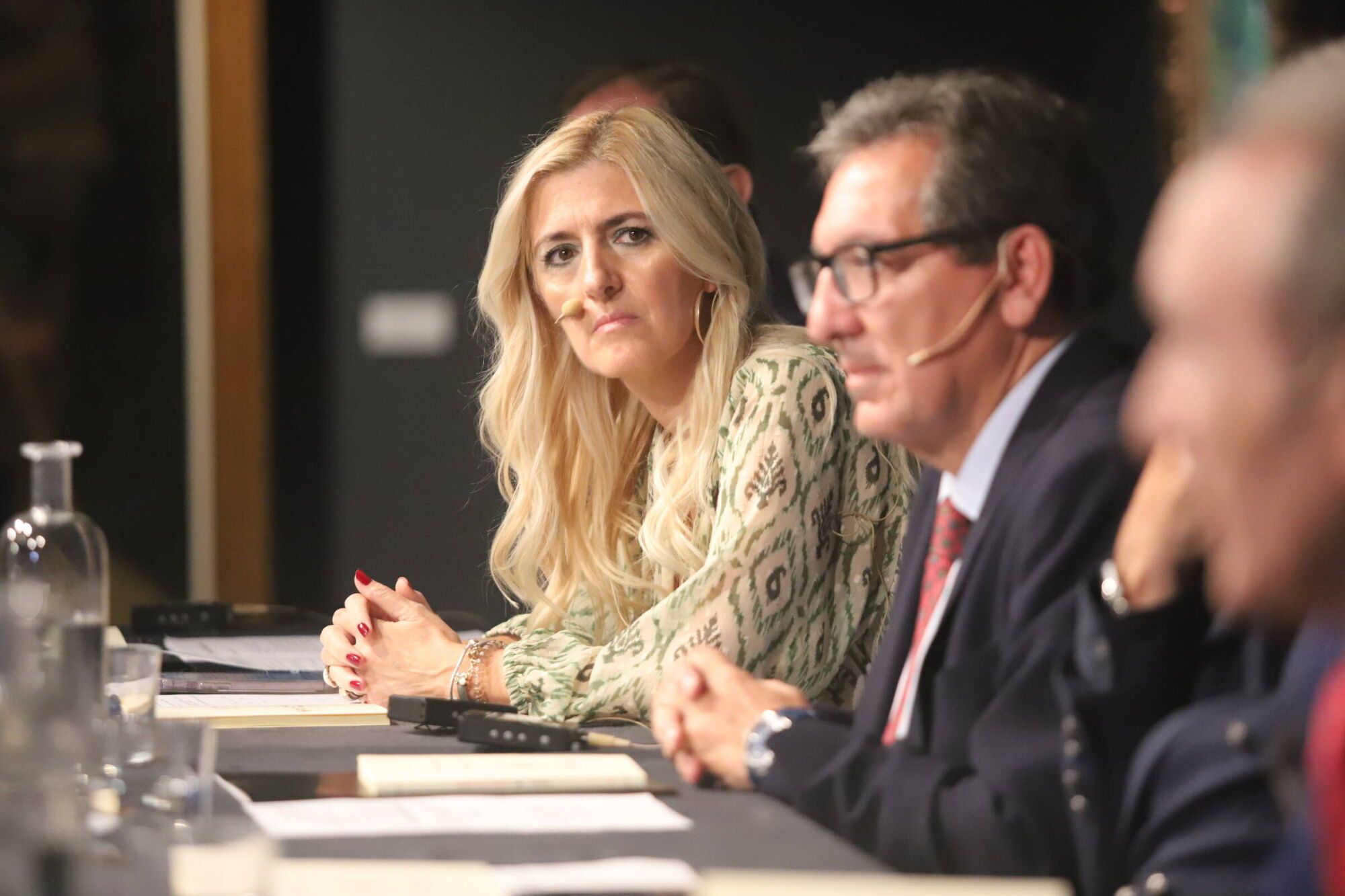 El acto celebrado en la sede de la Fundación Cajasol, contó con el periodista Carlos Herrera, como prologuista