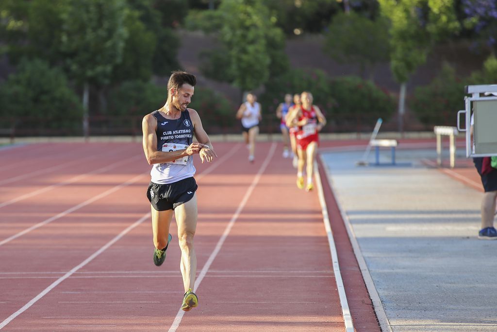 Campeonato regional de atletismo. Primera jornada