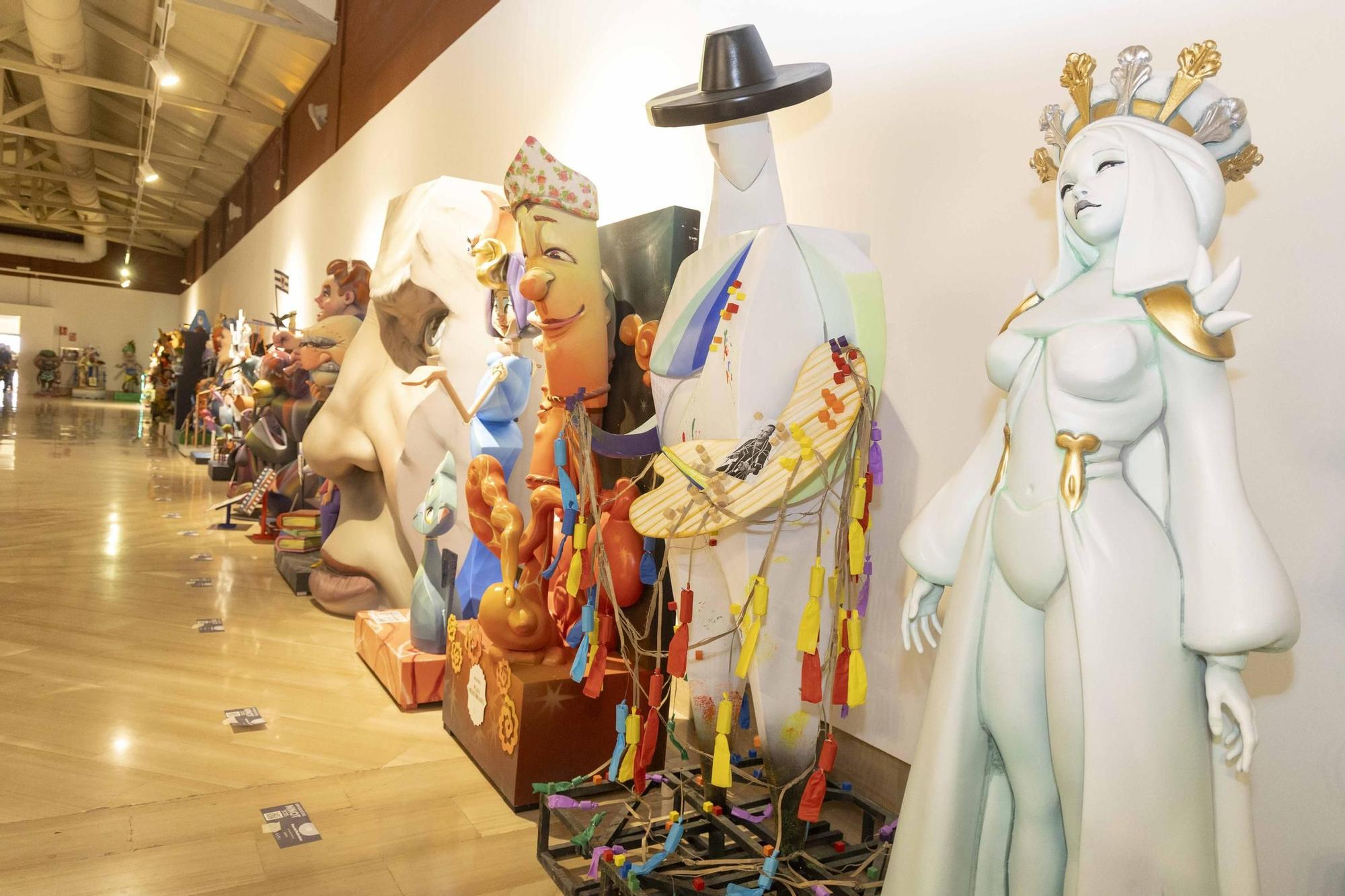 La exposición del Ninot, un homenaje a Pedro Luis Sirvent