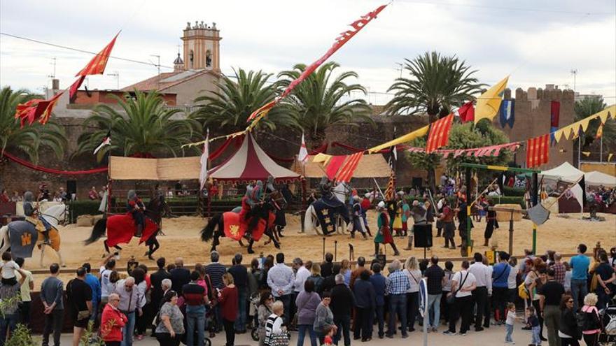 Milers de visitants retornen a l’Edat Mitjana amb una programació per a tots els públics a Mascarell