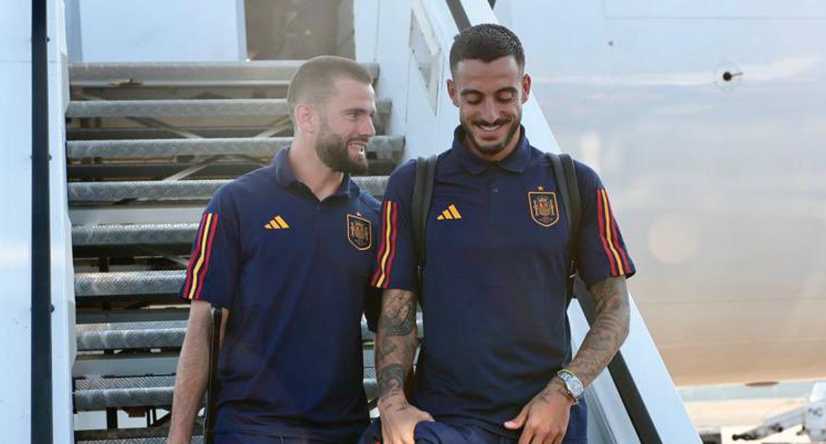 Los jugadores de la selección española han llegado este martes a tierras neerlandesas