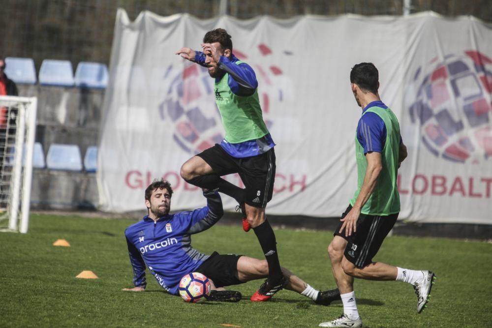 Entrenamiento del Real Oviedo en El Requexón