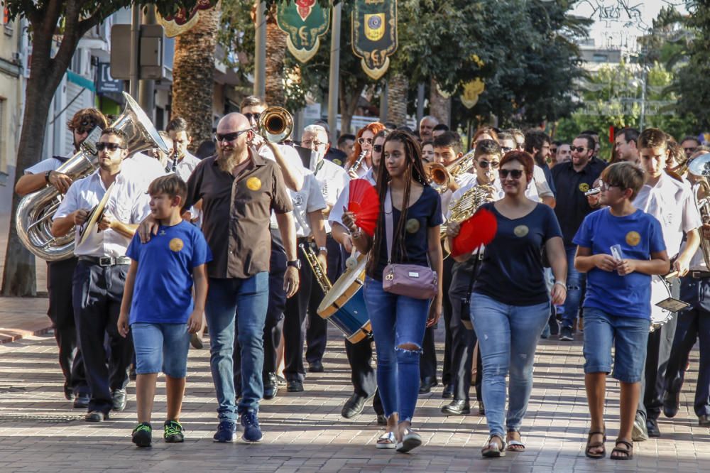 Multitudinario inicio de las Fiestas de Cocentaina.