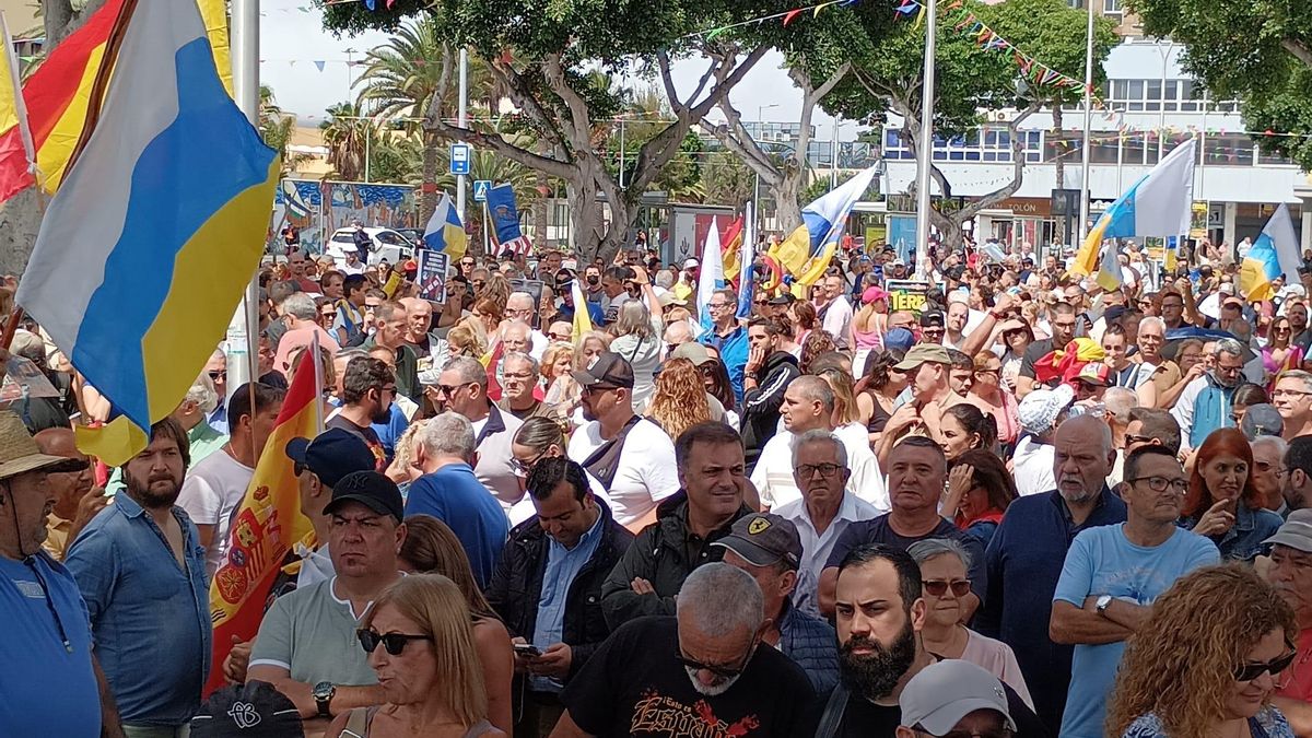 Manifestación polémica contra la inmigración en Canarias.