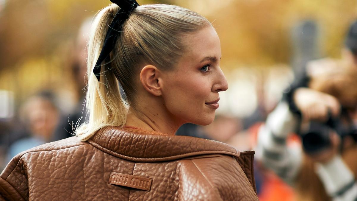 Este es el accesorio de pelo (que no esperabas) más visto en el Street  Style