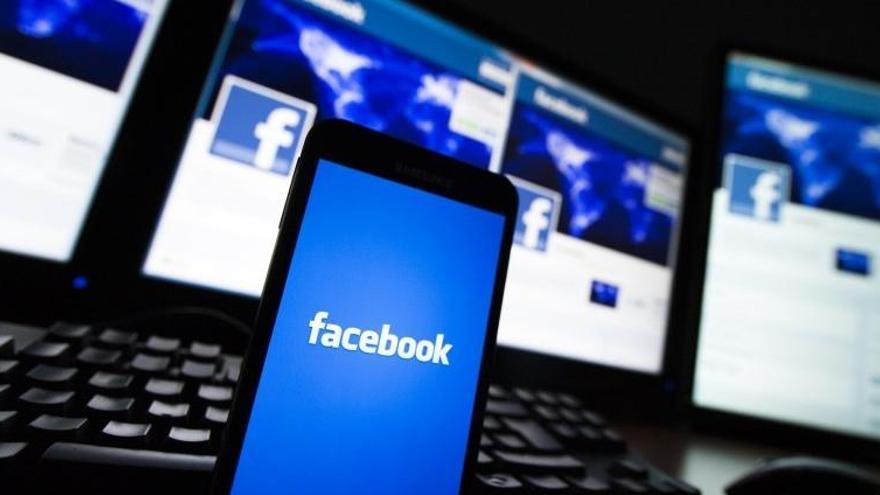 Facebook donarà més rellevància a amics i família en els murs