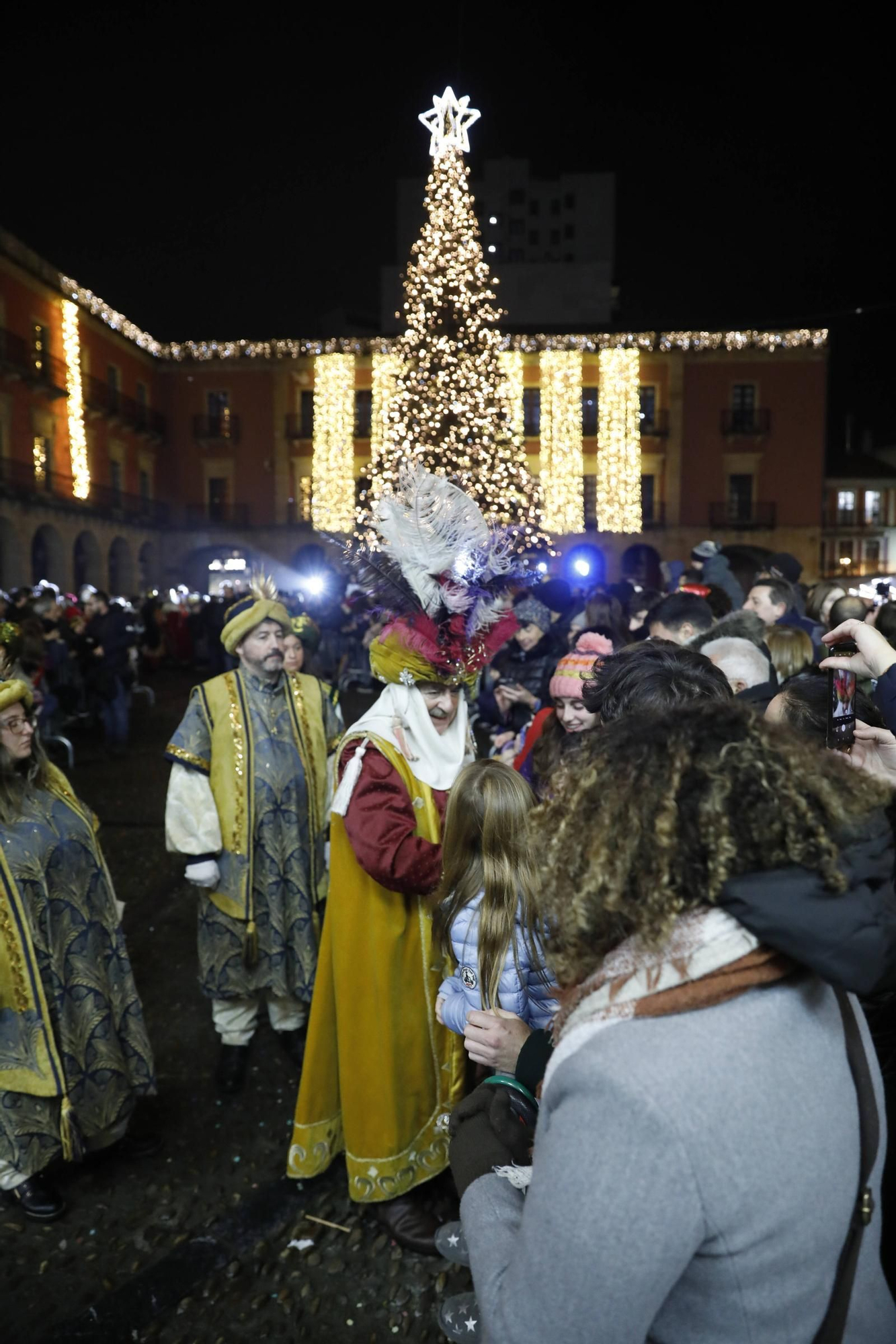 En imágenes: Así fue la cabalgata de Reyes en Gijón