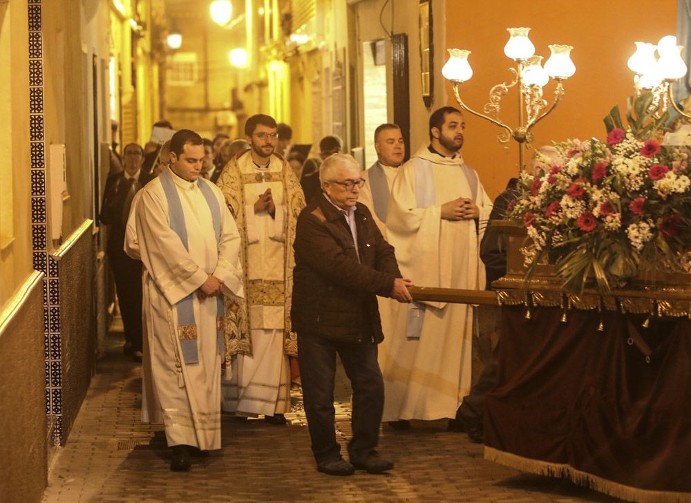 Procesión en Albalat dels Tarongers el día de su patrona.