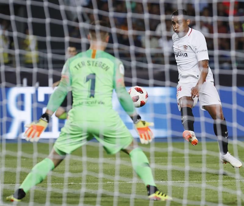 El Sevilla-Barça de Supercopa, en imágenes