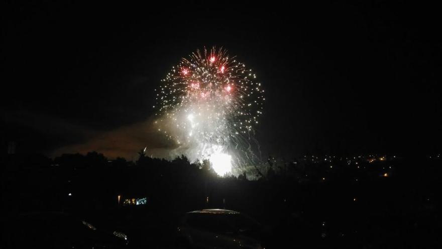 Noche de fuegos artificiales en San Mateo