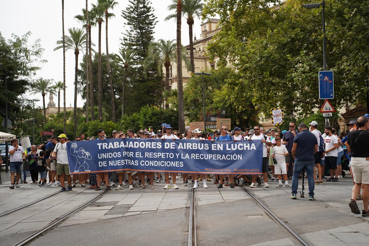 Las imágenes de la manifestación de Airbus en Sevilla