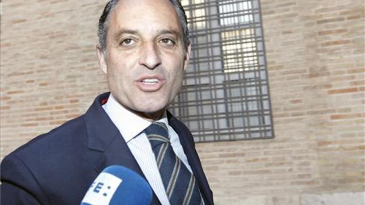 El expresidente de la Generalitat Valenciana, Francisco Camps, este sábado, a la entrada del Consell Jurídic Consultiu.