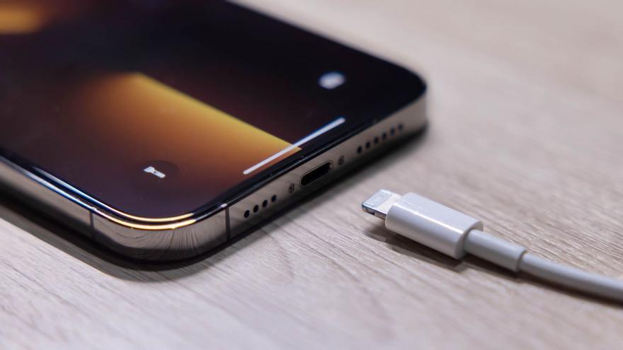 L&#039;iPhone canviarà el seu port &#039;Lightning&#039; per un USB-C