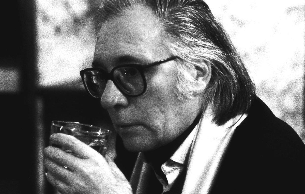 El escritor Francisco Umbral en 1992