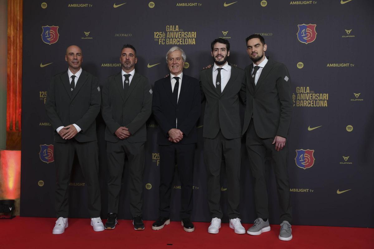 Abrines participated in the 125th anniversary gala of the club as one of the captains