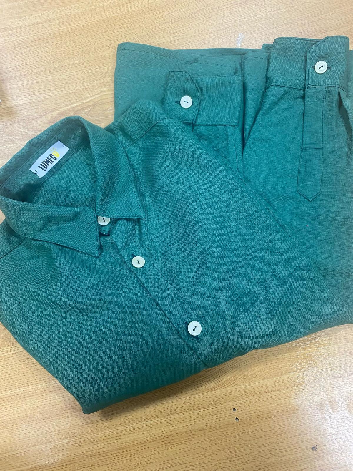 Camisa de liño en cor natural