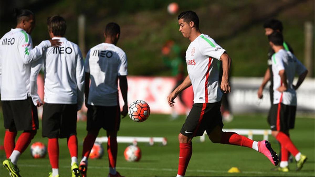 Entrenamiento de la selección portuguesa en el Estadio Municipal de Braga