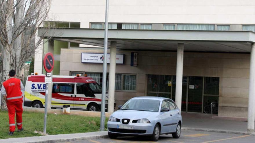 Una de las personas afectadas se encuentra ingresada en el Hospital.