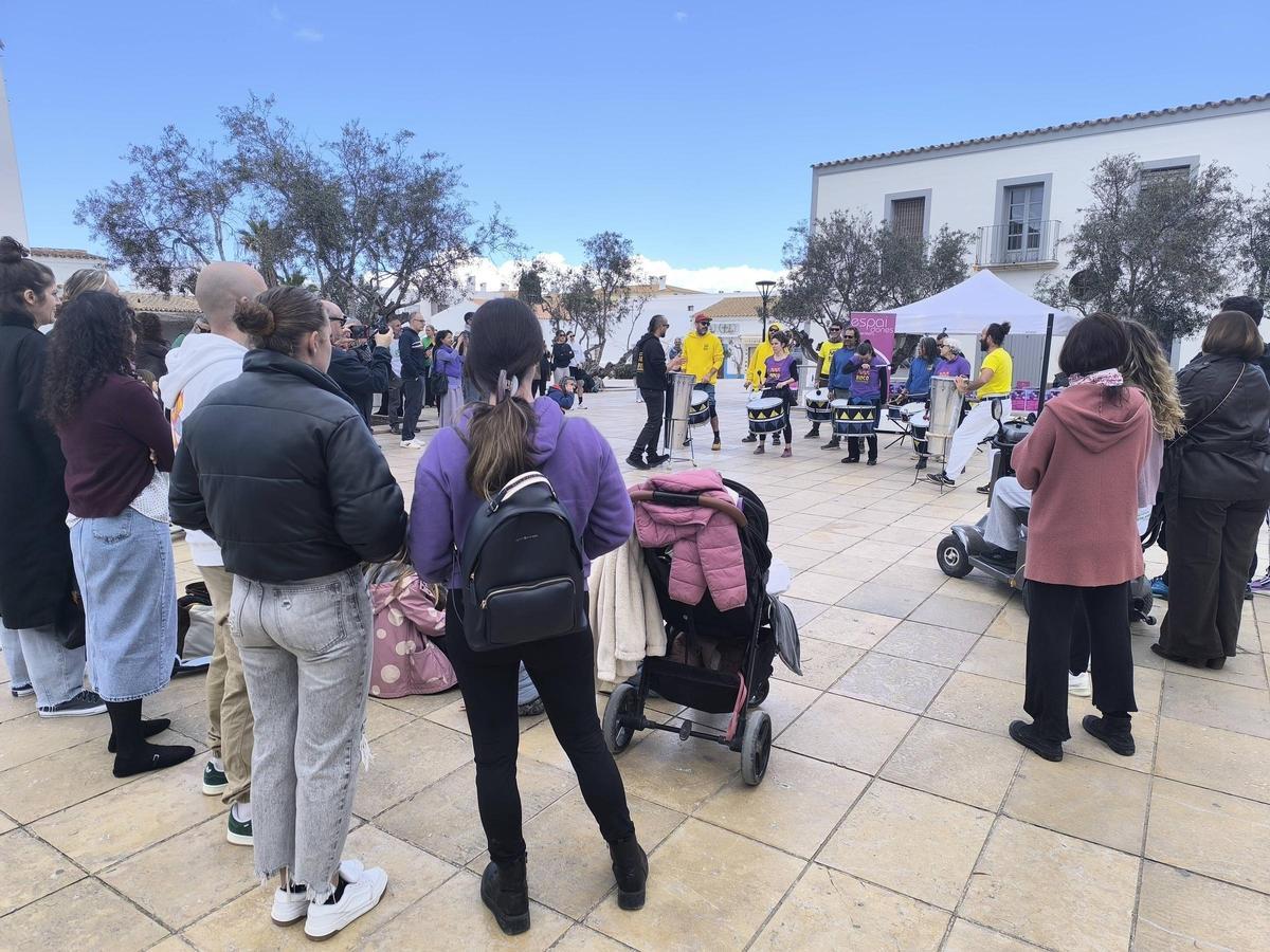 Mira las imágenes de las actividades por el Día Internacional de la Mujer en Formentera