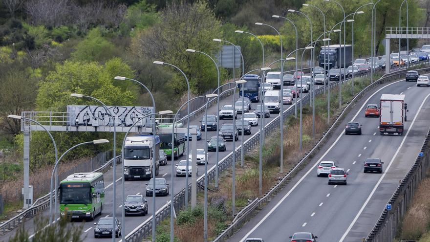 ¿Cuándo dejarán de circular los coches con etiqueta B y C?