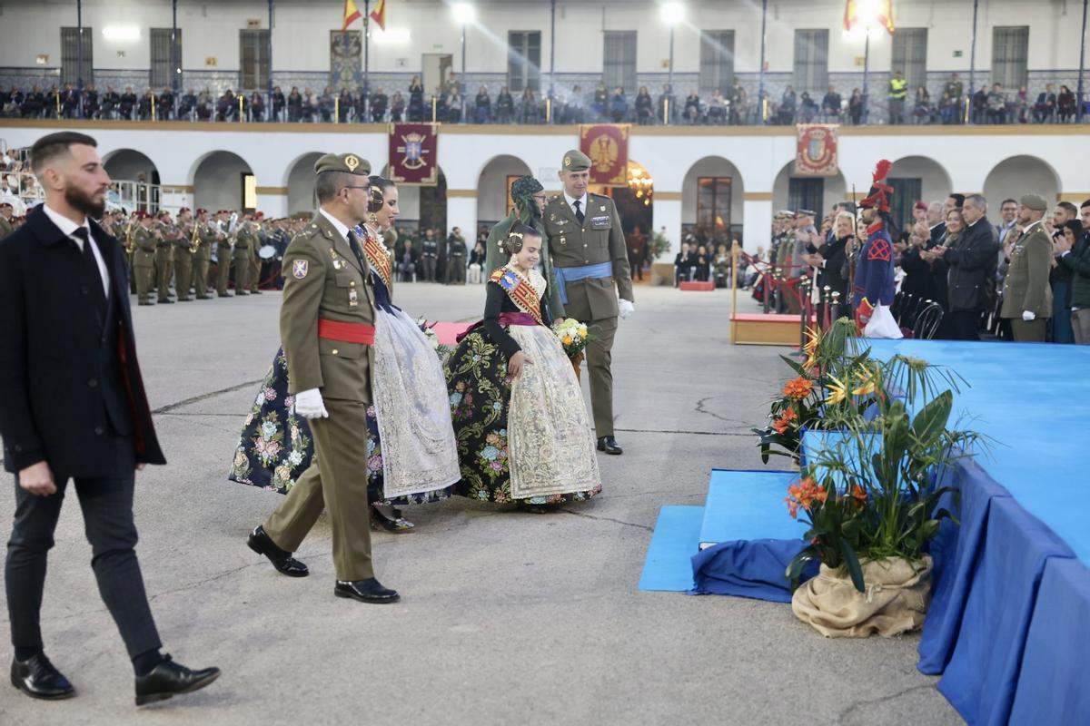 Homenaje de las Fuerzas Armadas y Guardia Civil a las Fallas de València de 2024