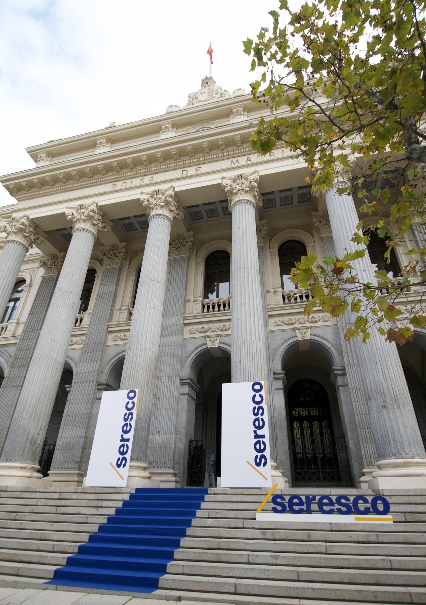 En imágenes: así fue la salida a a bolsa de la asturiana Seresco