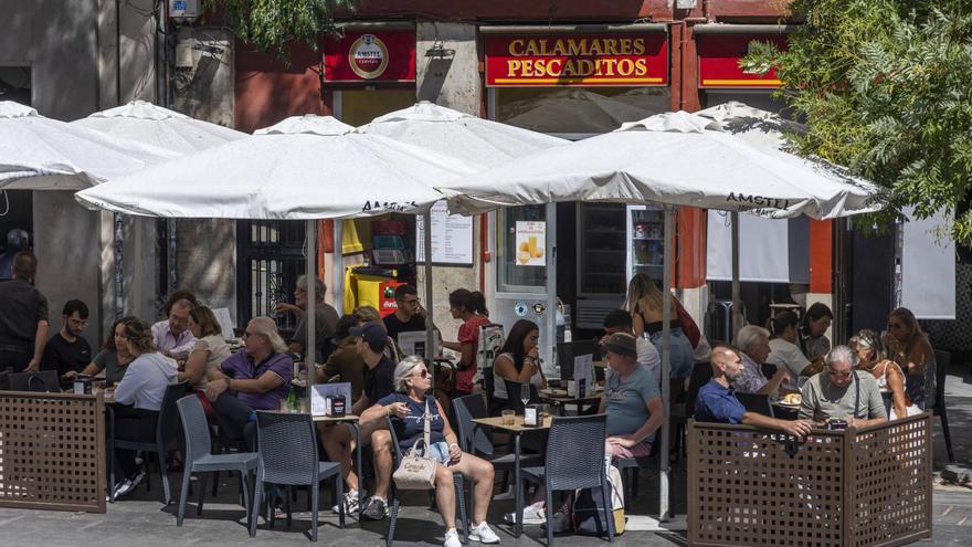 Más anuncios de Catalá: plan contra el ruido en la hostelería y auditoría de seguridad vial