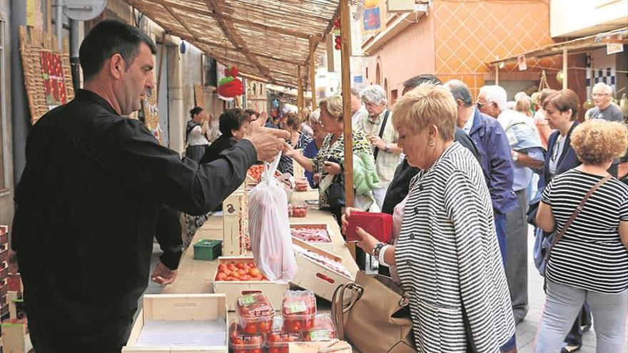 Un servicio de transporte unirá la Fira de la Tomata con Alcossebre