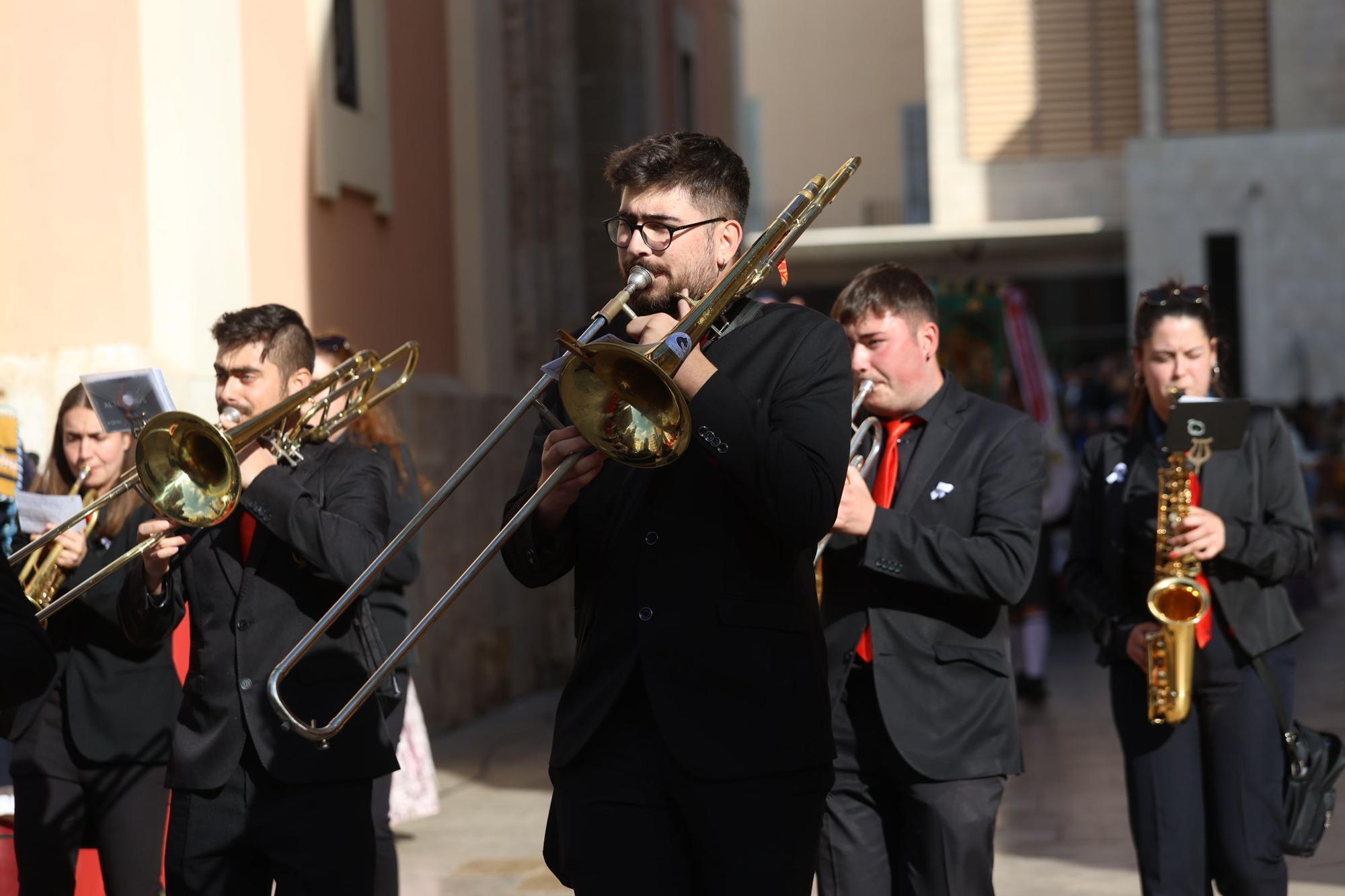 Fallas 2023 | Antología de músicos en la Ofrenda del día 17