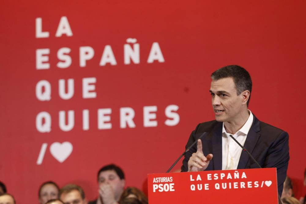 Mitín de Pedro Sánchez en Gijón