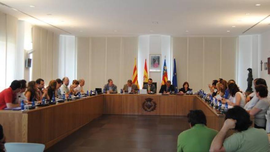 Vila-real pide cobrar los intereses del plan de proveedores al Consell