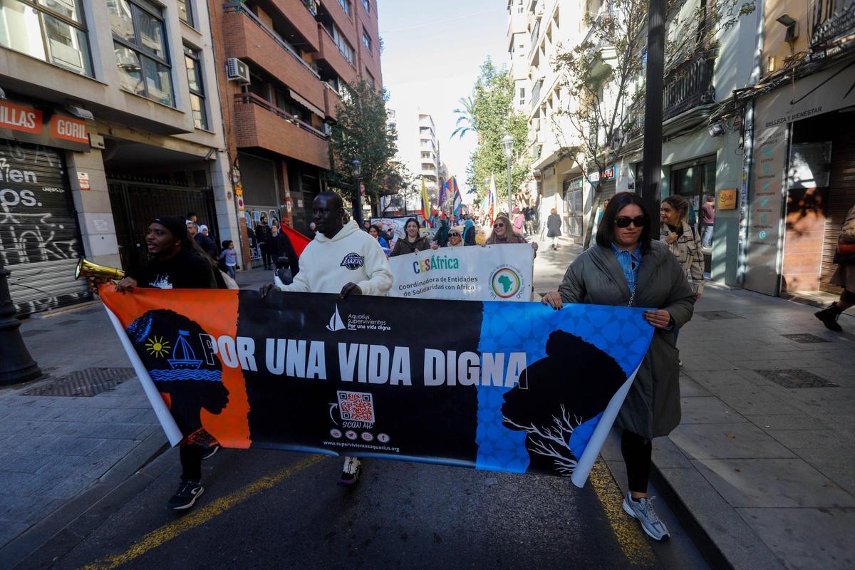 Manifestación ayer por las calles de València.