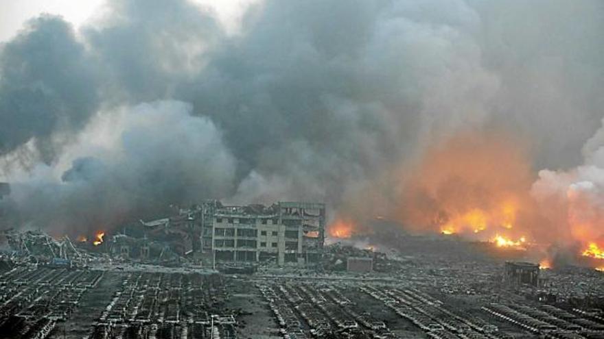 Les explosions van provocar enormes danys a la ciutat de Tianjin