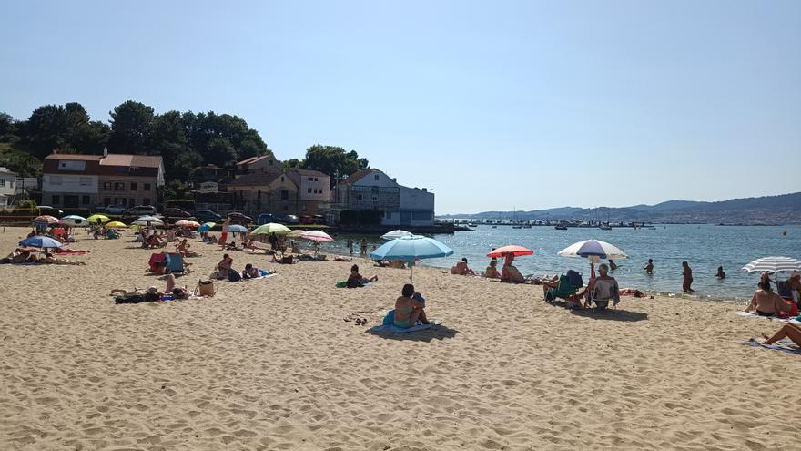 La playa de Arealonga vuelve a cerrarse al baño por un episodio temporal de contaminación