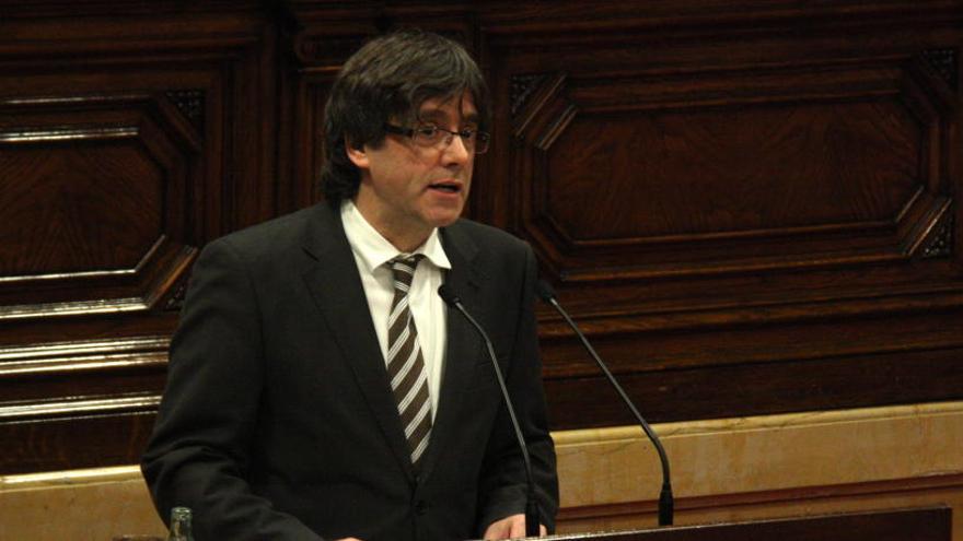 Puigdemont durant el debat d&#039;investidura del 10 de gener de 2016