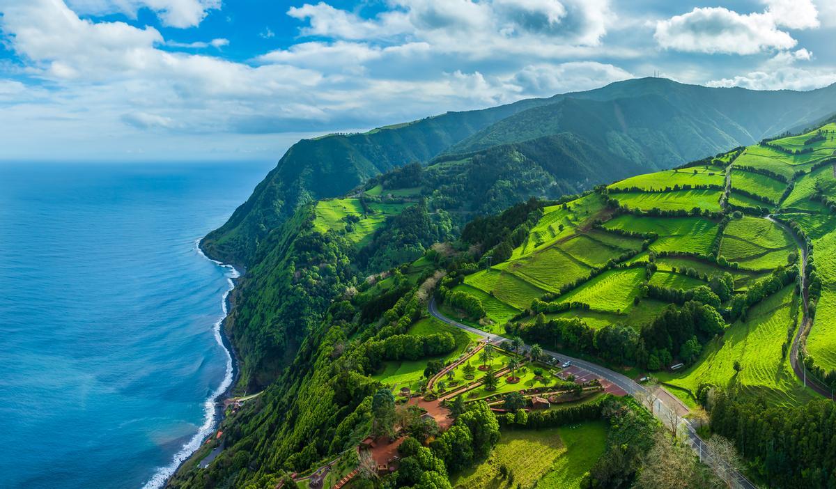 Azores, un paraíso que flota en medio del mar.