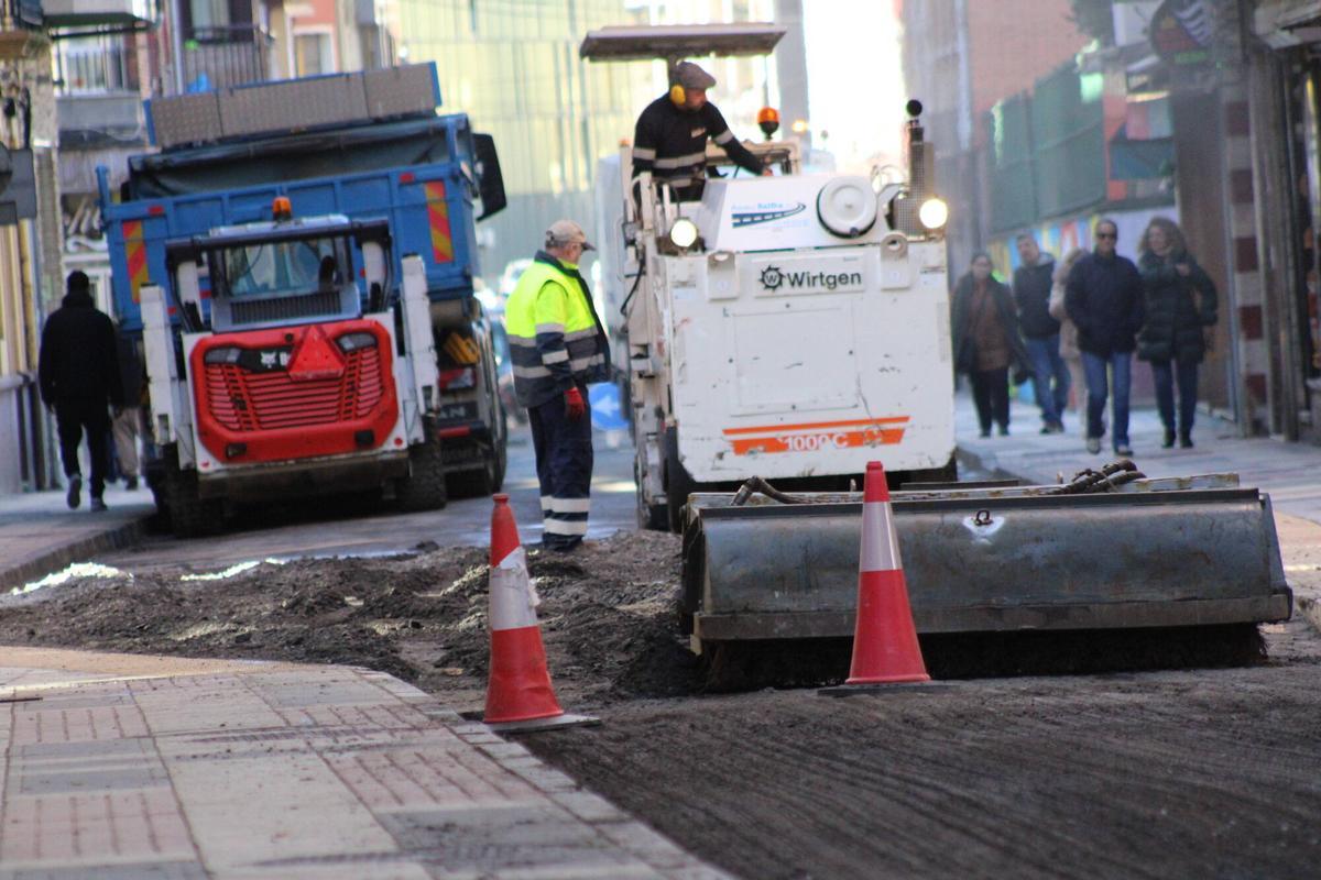 Asfaltado calle Leopoldo Alas Clarín Mieres 2026